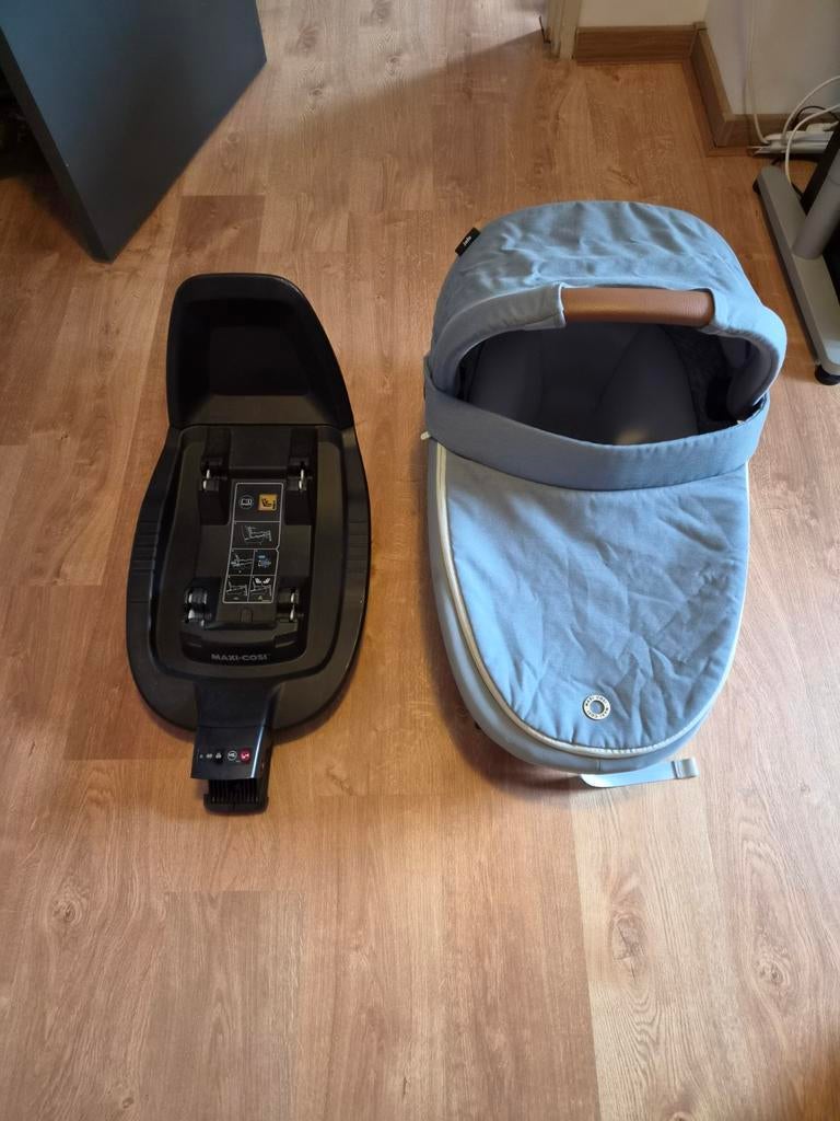Maxi-Cosi Jade reiswieg met base, Kinderen en Baby's, Autostoeltjes, Ophalen, 0 t/m 13 kg, Maxi-Cosi, Isofix
