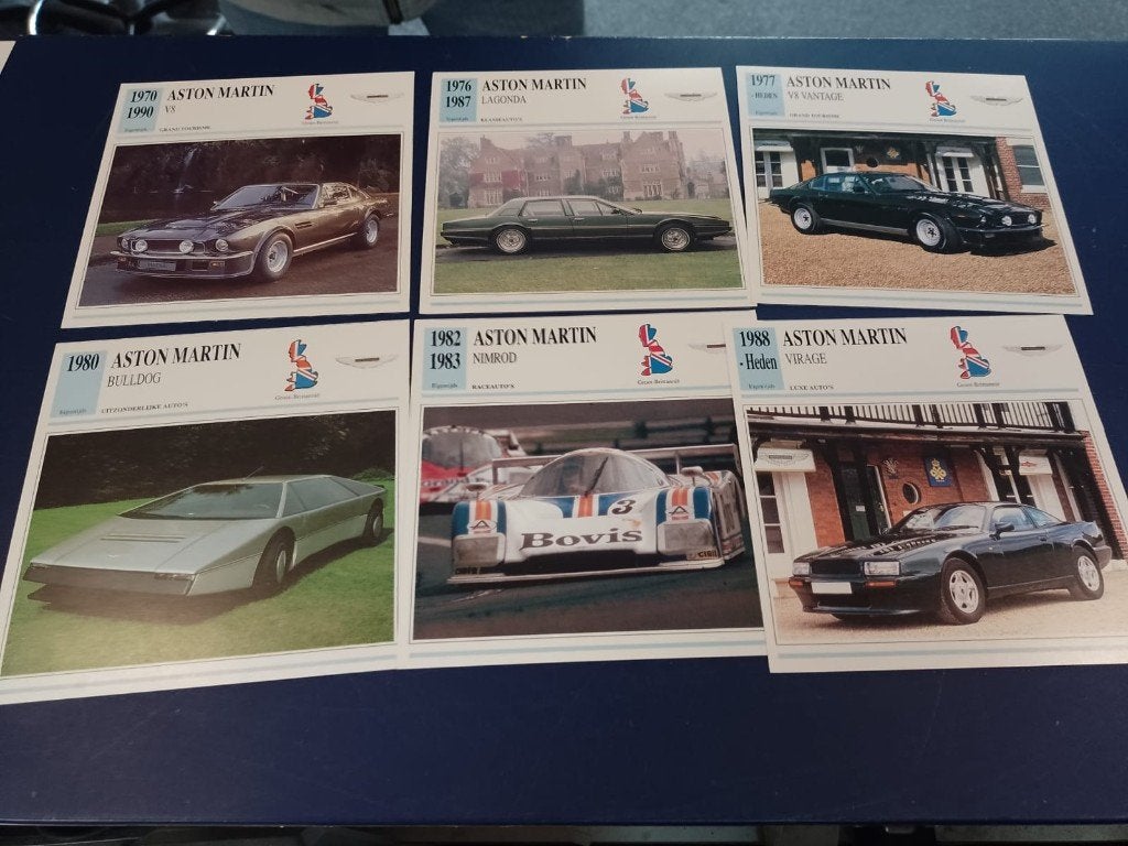Diverse verzamelkaarten collectie Aston Martin's - 28 stuks, Ophalen of Verzenden, Gebruikt, Auto's
