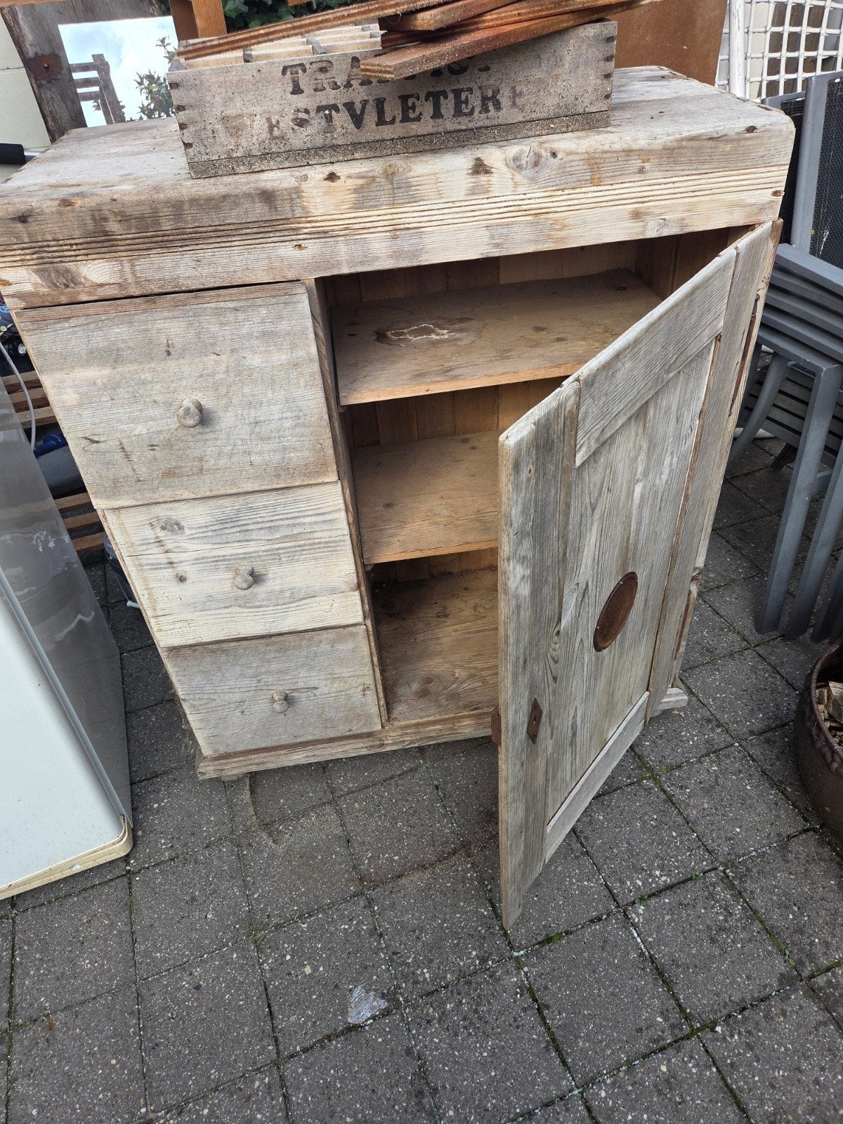 Rustieke houten kast met lades en deuren, Antiek en Kunst, Ophalen