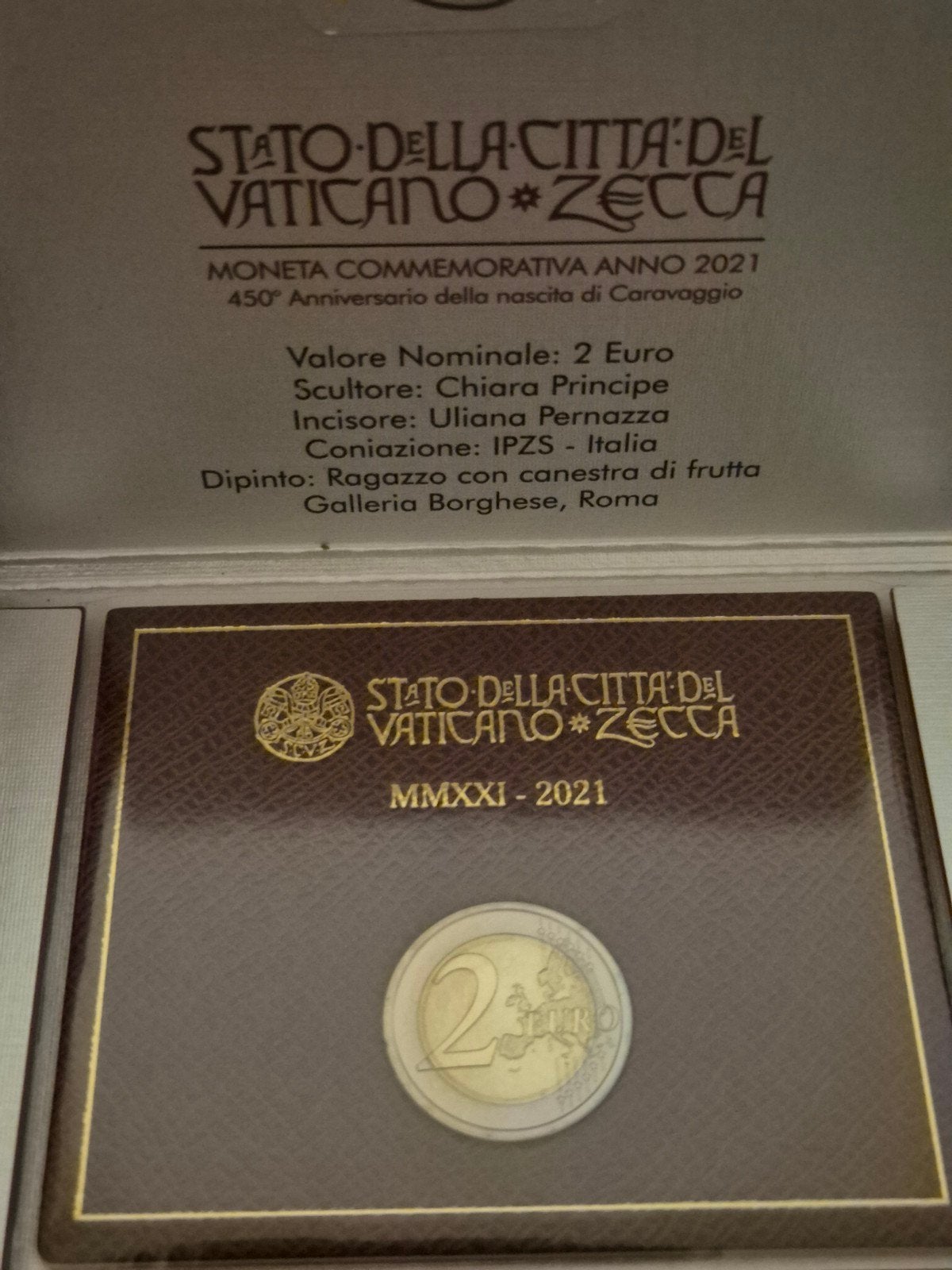 Vaticaanstad 2 Euro Caravaggio 2021 in coincard, Ophalen of Verzenden, Vaticaanstad, 2 euro, Losse munt