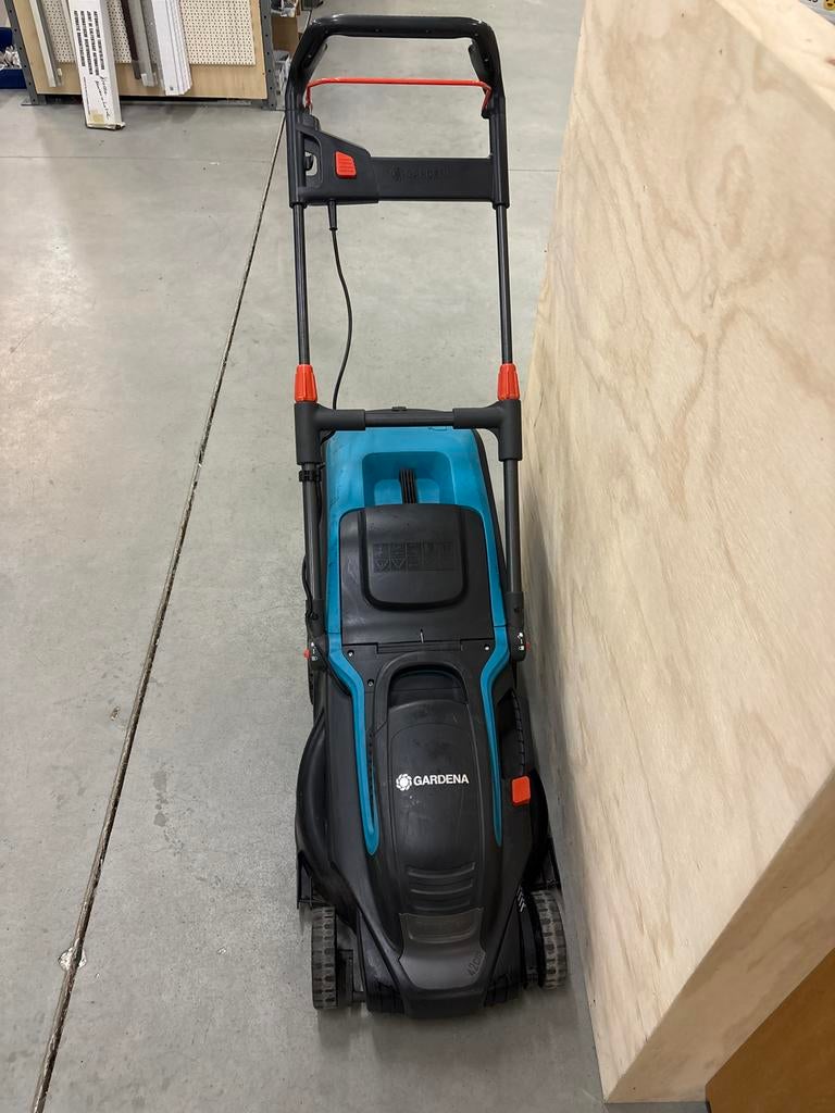Gardena Elektrische Grasmaaier - Goede Staat, Cirkelmaaier, Gebruikt, Elektrische grasmaaier, Ophalen of Verzenden