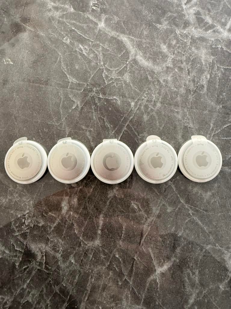 Airtags tweede generatie 4 stuks, Verzenden, Zo goed als nieuw, Zwart, 64 GB
