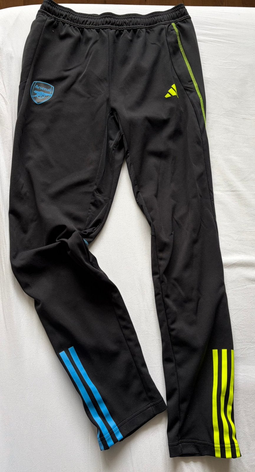 Trainingsbroek Adidas Arsenal maat 176, Kleding | Heren, Ophalen, Zo goed als nieuw