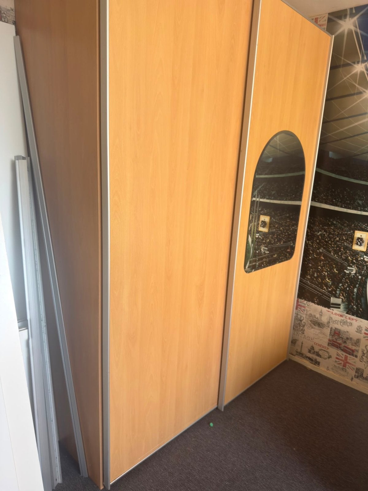 Kast 222x160x67 cm, Ophalen, Gebruikt, 200 cm of meer, 150 tot 200 cm