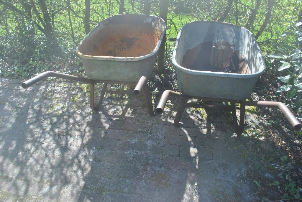Kruiwagen, Fort, 2 stuks, 60 euro per stuk, nieuwe banden, Tuin en Terras, Kruiwagens, Gebruikt, Handmatig, Eenwielig, Ophalen