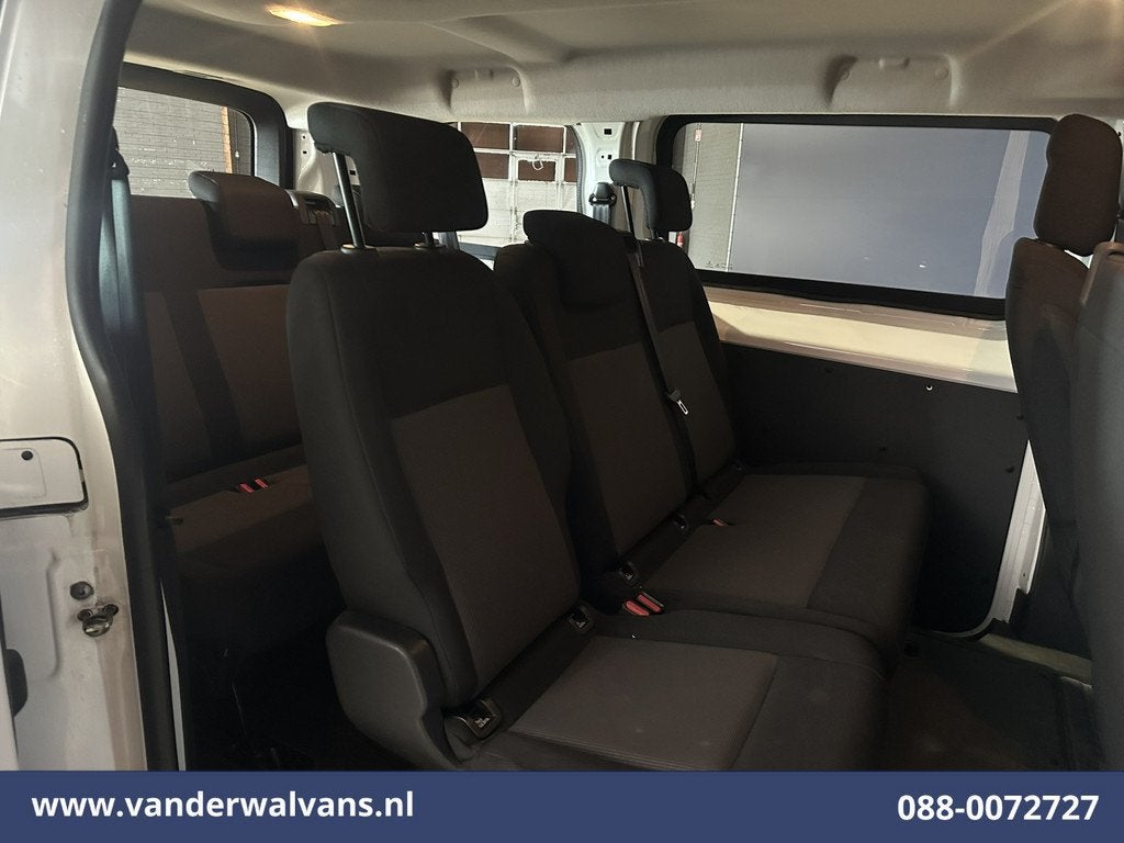 Opel Vivaro Combi 1.5 CDTI 120pk L2H1 Personenbus 9-Zits Eur, Auto's, Opel, Voorwielaandrijving, Stof, Parkeersensor, Wit
