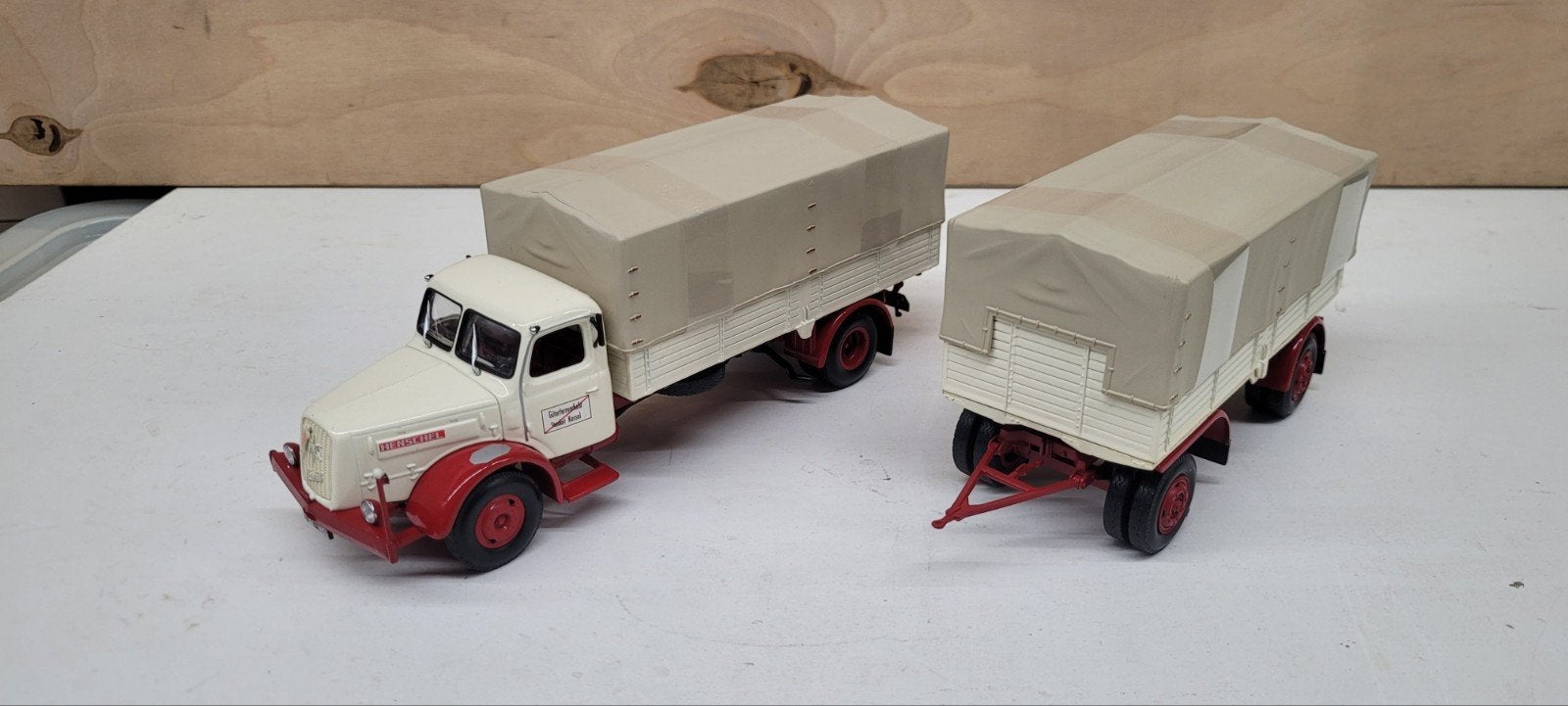 Minichamps 1954 Henschel HS140 truck met aanhanger, Ophalen of Verzenden, Zo goed als nieuw, Bus of Vrachtwagen, MiniChamps