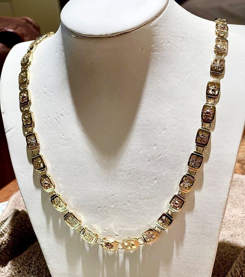 Sierlijk Bicolor Gouden Collier Ketting Fantasieschakel, Sieraden, Tassen en Uiterlijk, Ophalen of Verzenden, Zo goed als nieuw