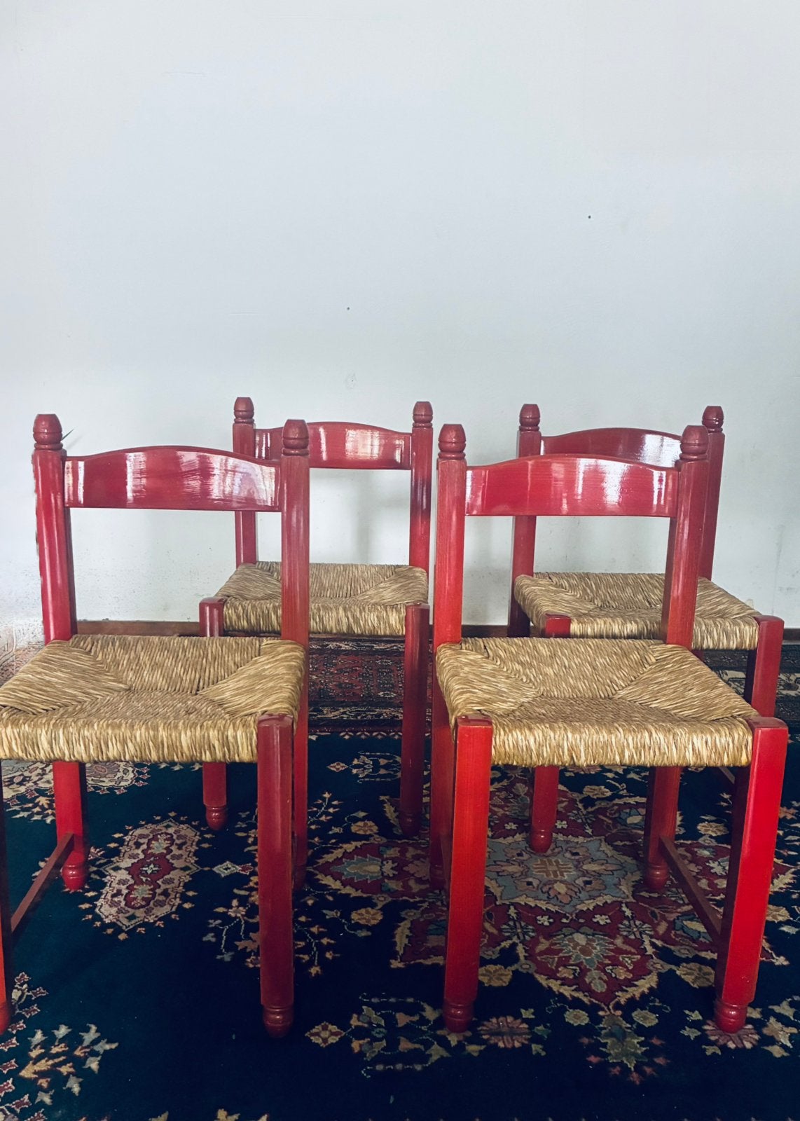 Set van 4 Vintage Italiaanse Stoelen | Rood & Biezen, Ophalen of Verzenden, Rood, Hout