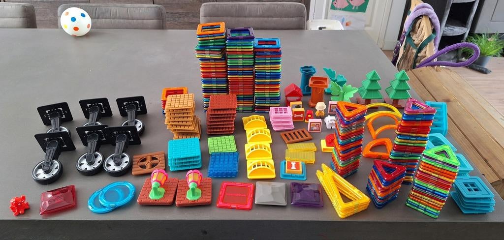 Grote set magformers, Ophalen, Zo goed als nieuw