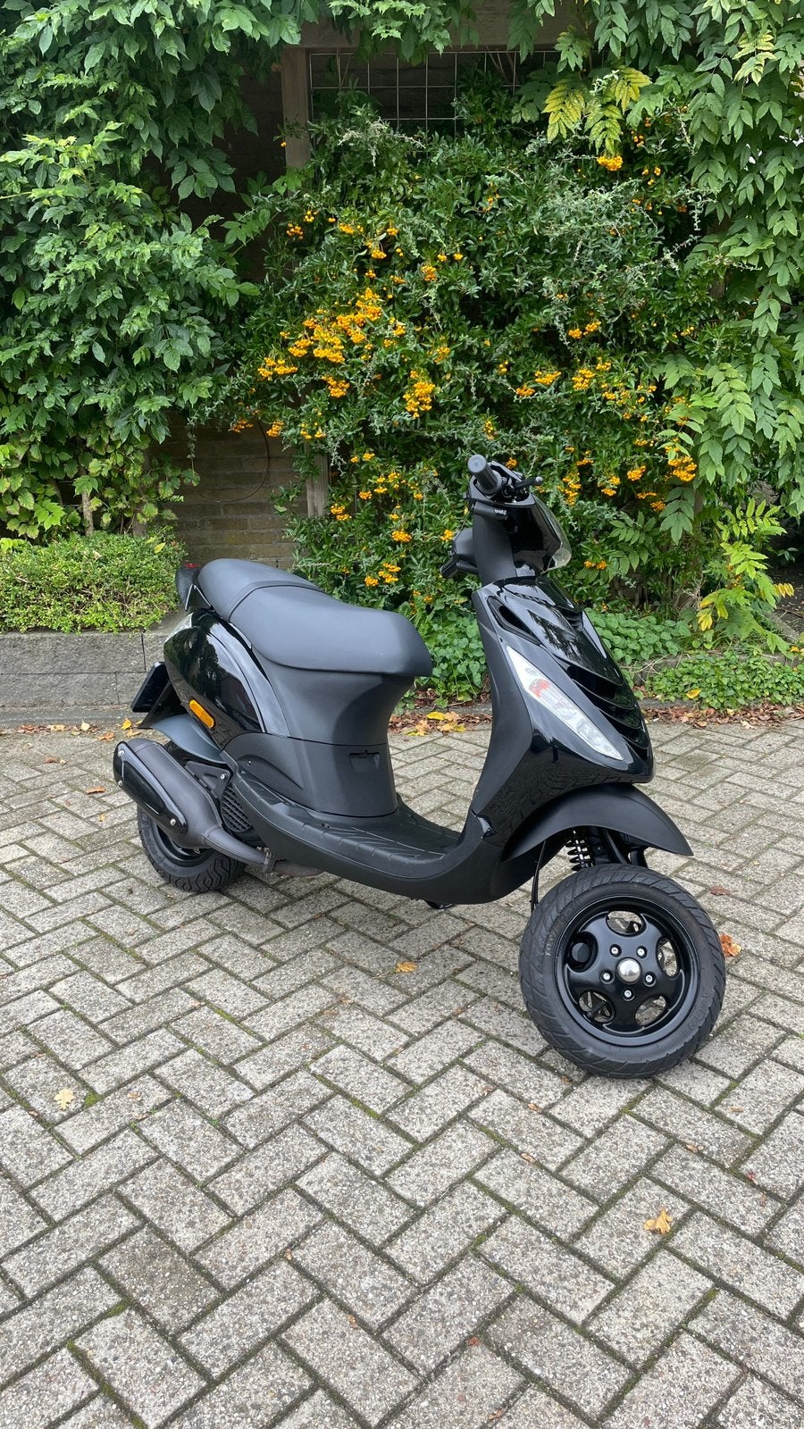Zip 125cc A1, Fietsen en Brommers, Ophalen, Zo goed als nieuw, Benzine, Zip