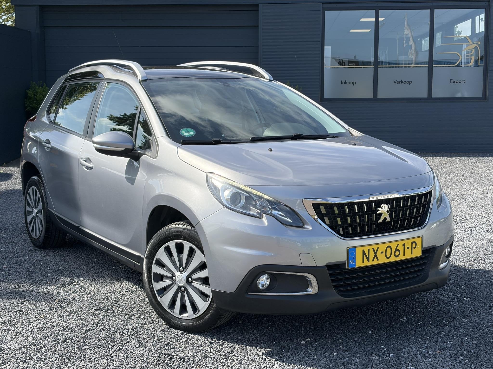 Peugeot 2008 1.2 PureTech Active 2e EigenaarDealer Onderhoud, Auto's, Euro 5, 1199 cc, 82 pk, 770 kg
