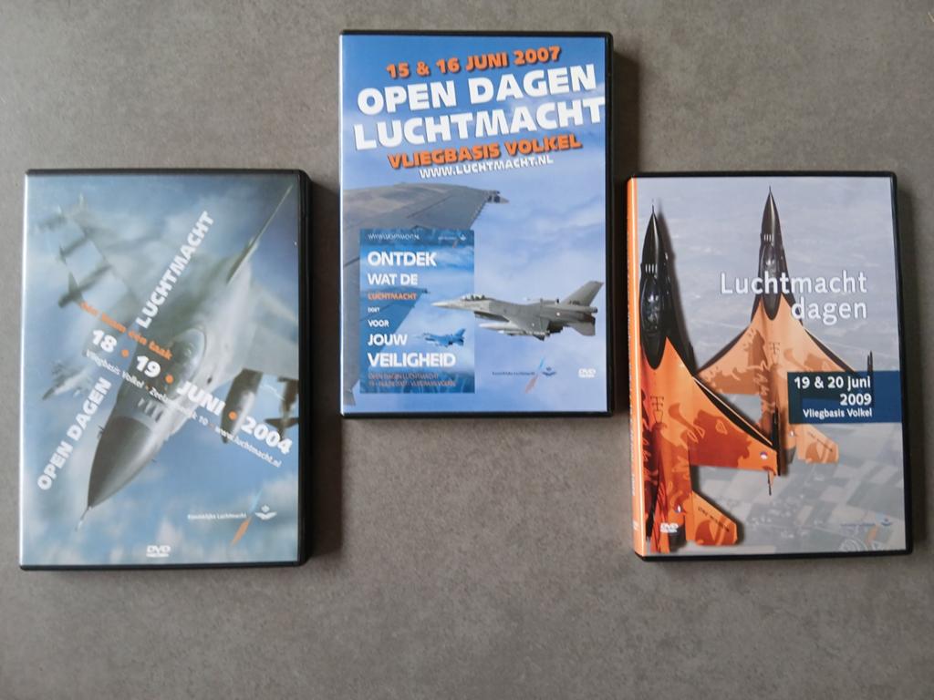 DVD's Open Dagen Luchtmacht Vliegbasis Volkel (2004, 2007, 2, Ophalen of Verzenden, Luchtmacht, Nederland, Overige typen