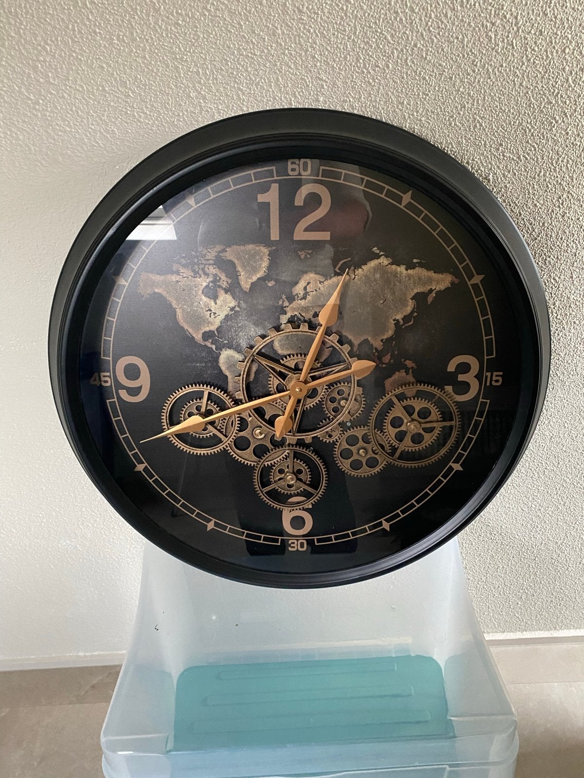 Wandklok met Wereldkaart en Tandwielen Design, Ophalen, Wandklok, Zichtbaar uurwerk, Analoog