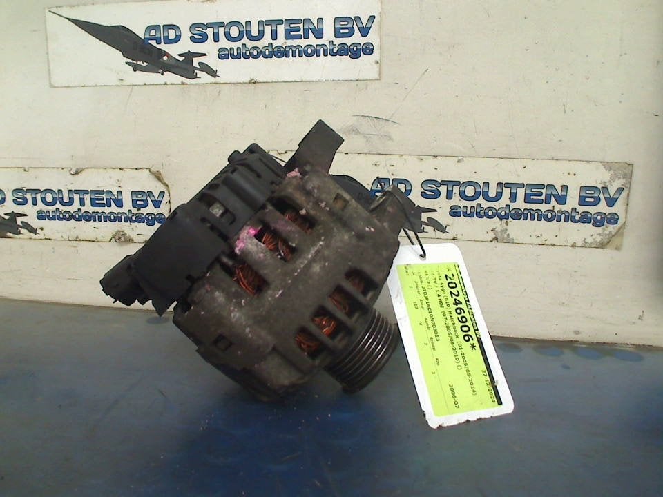 Dynamo Toyota Aygo (B10) (2005-07/2010-08) 27060yv010, Gebruikt, Kundenbetreuung@toyota.de, Toyota-Allee 2, Köln 50858, , Duitsland