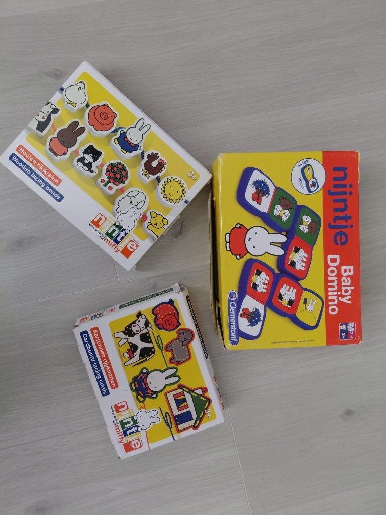 Nijntje speelgoed (domino, rijgkaarten, rijgkralen), Ophalen of Verzenden, Gebruikt, Overige typen
