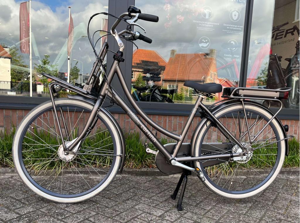 Gebruikte Cortina E-U4 Family, Niet ingevuld, Gebruikt, Niet ingevuld, 47 tot 51 cm