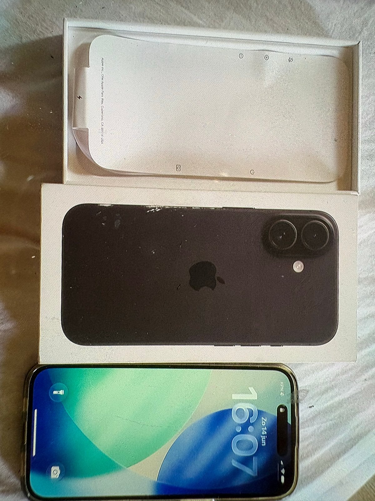 Nieuwe iPhone 16  100% baterij kras vrij, Ophalen, 128 GB, Zwart, Nieuw