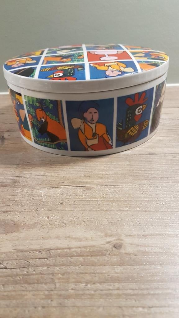 Reinaerde porseleinen koektrommel, Ophalen of Verzenden, Zo goed als nieuw, Porselein, Overige stijlen