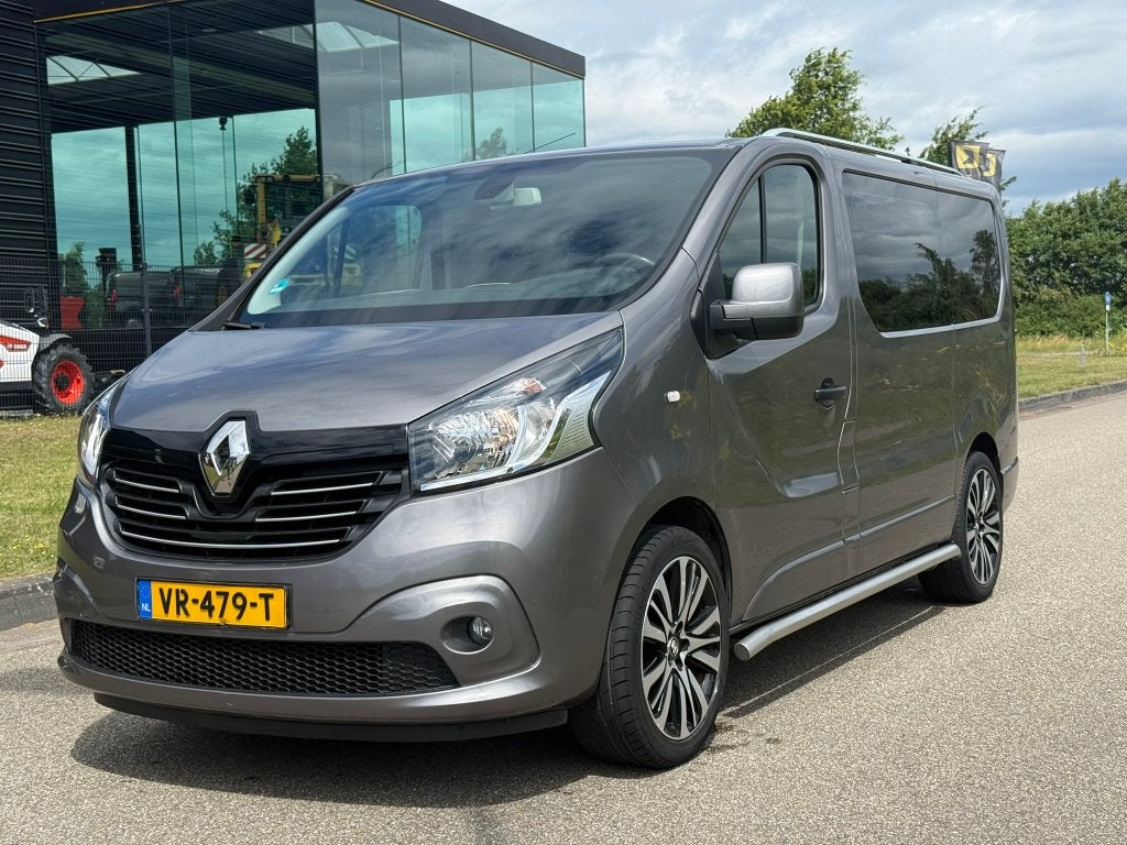 Renault Trafic 1.6 Dubbel cabin 88KW 2015 NAP MARGE TREKHAAK, Auto's, Bestelauto's, Voorwielaandrijving, Cruise Control, Zwart