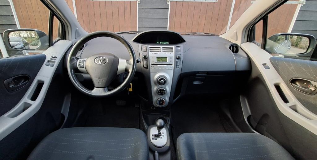 Toyota Yaris 1.3 VVTi Sol MMT | Automaat | Airco | NAP, Auto's, Automaat, Stof, 750 kg, 4 cilinders