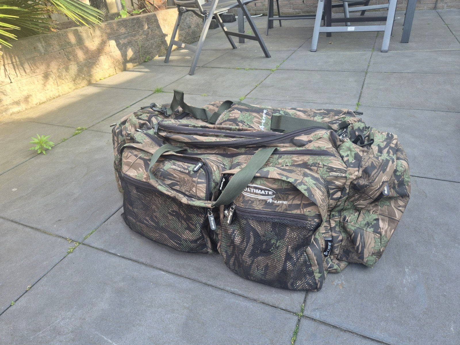 Ultimate Alife Camo karper tas, Watersport en Boten, Hengelsport | Karpervissen, Ophalen of Verzenden, Overige typen