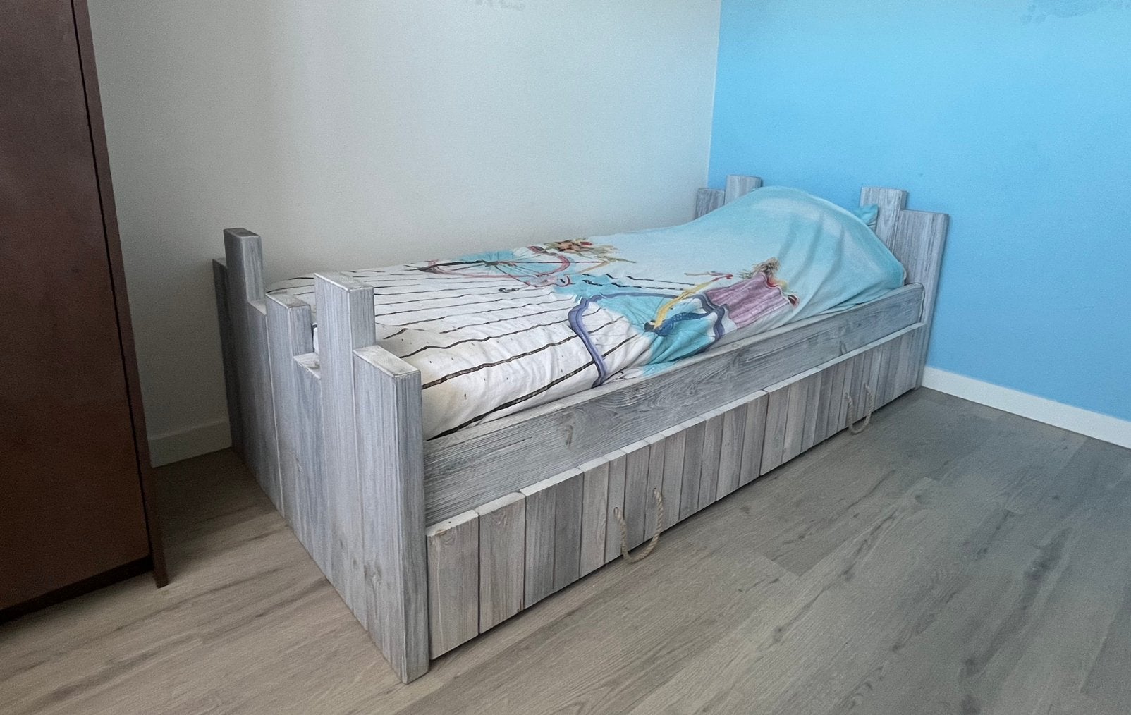 Prachtig eenpersoonsbed (Rockwood), Kinderen en Baby's, Kinderkamer | Bedden, Ophalen, 85 tot 100 cm, Zo goed als nieuw, Matras