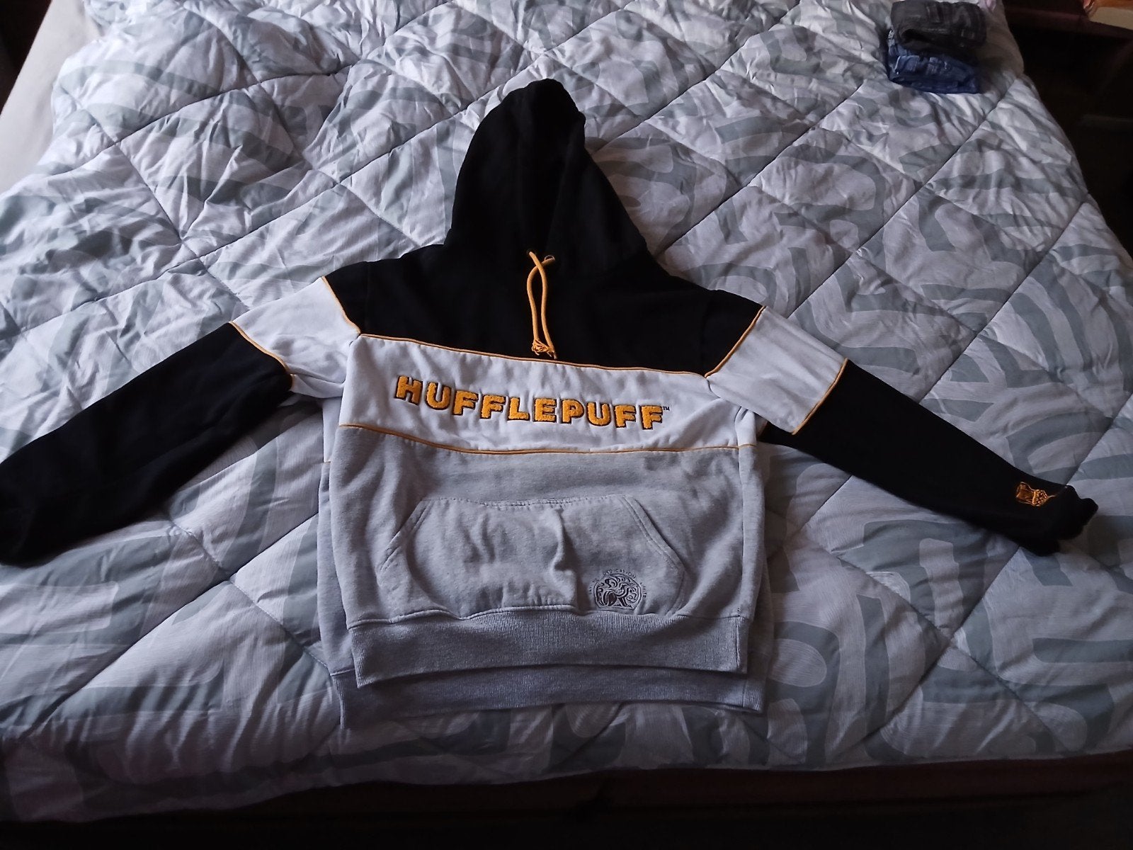 Trui Hufflepuff maat S, Ophalen of Verzenden, Zo goed als nieuw