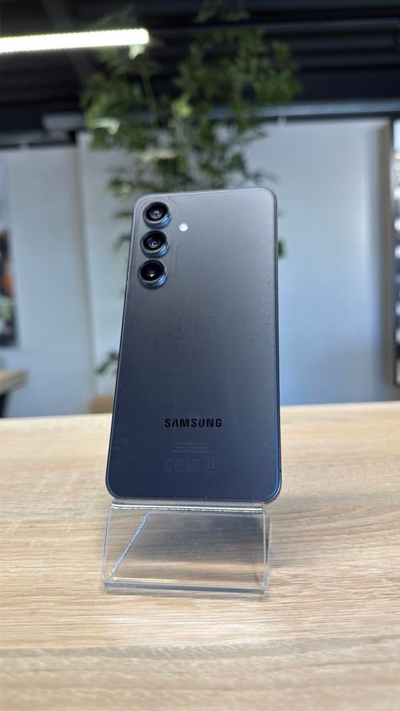 Samsung Galaxy S24 5G 256GB Zwart incl. 2 jaar garantie, Galaxy S24, Zwart, Touchscreen, Refurbished