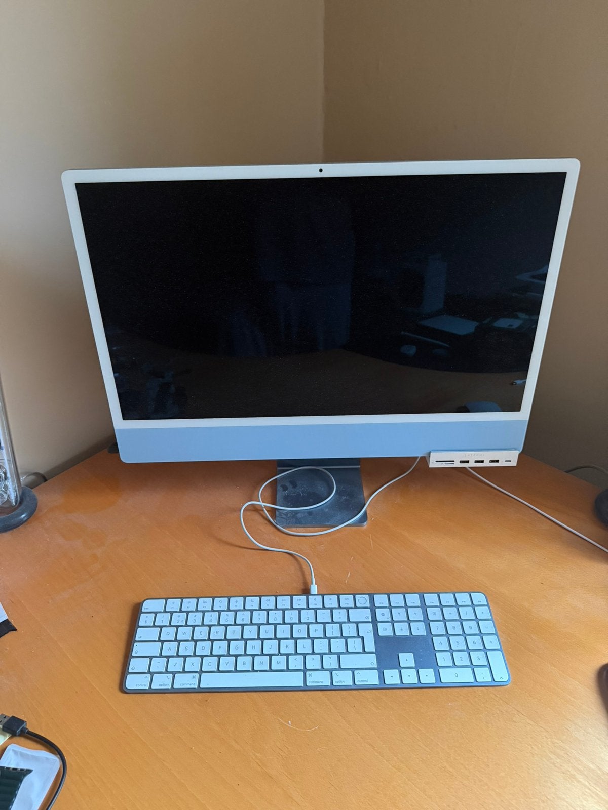 Blauwe iMac M3 - 24 Inch., Computers en Software, IMac, Ophalen of Verzenden, Zo goed als nieuw, 8 GB