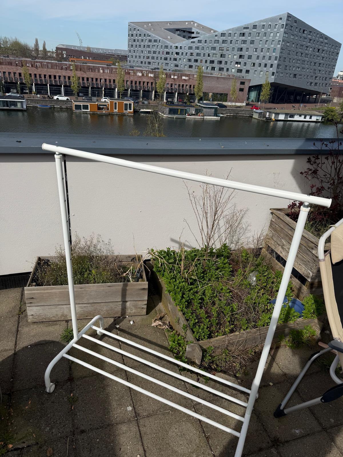 IKEA Rigga kledingrek, Ophalen, Zo goed als nieuw