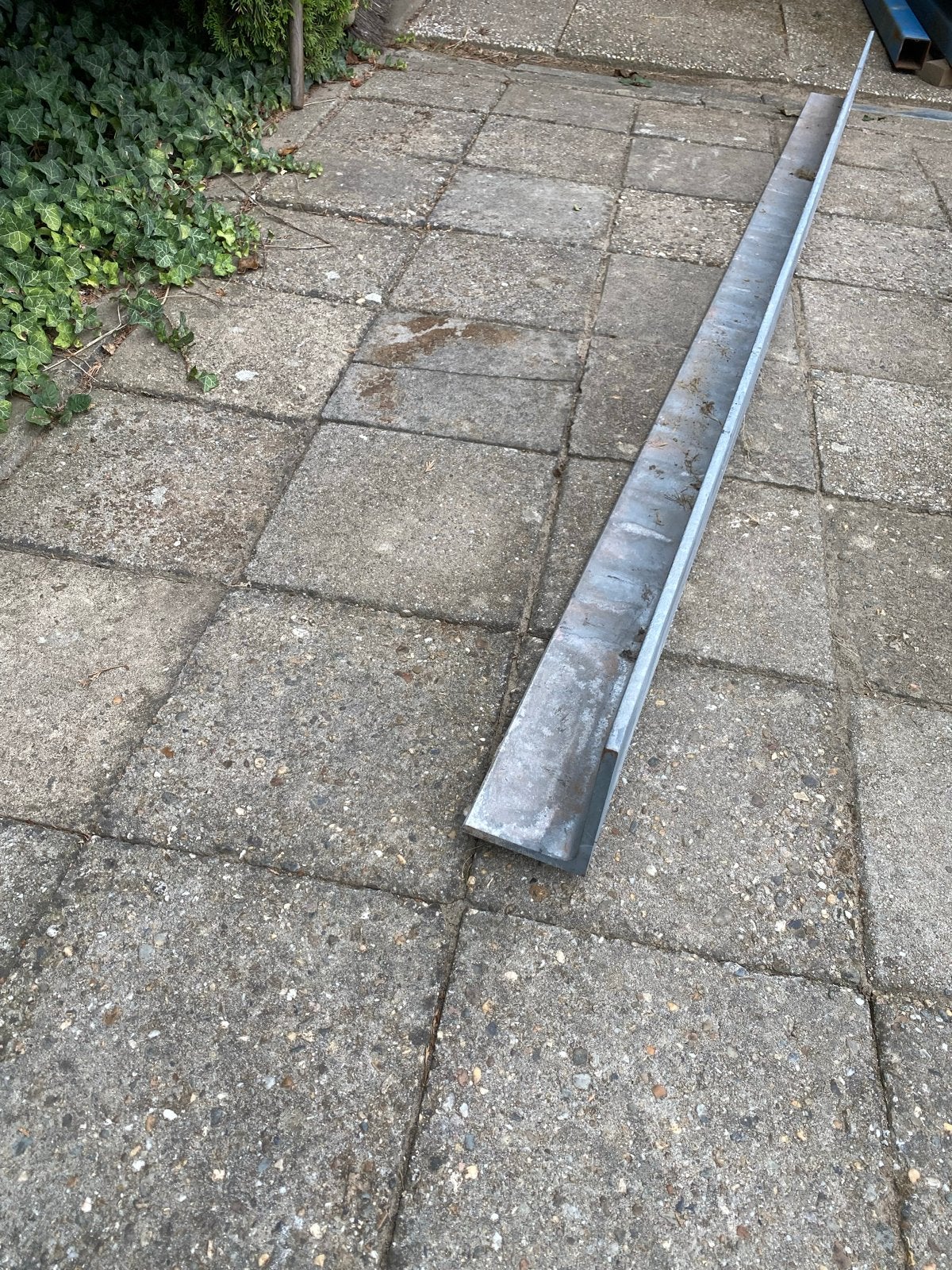 Hoeklijn 100x150x10 verzinkt staal 2250mm, Doe-het-zelf en Verbouw, Metalen, Ophalen, Gebruikt, IJzer