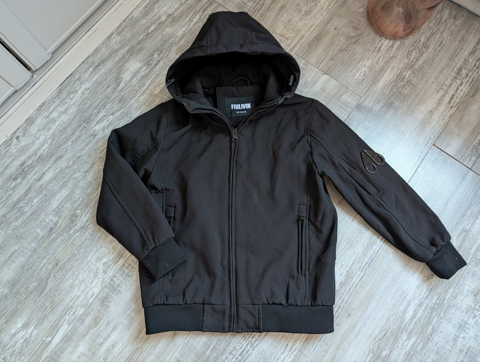 Frilivin softshell jas - tussen jas - maat 140, Ophalen of Verzenden, Zo goed als nieuw, Jongen, Jas