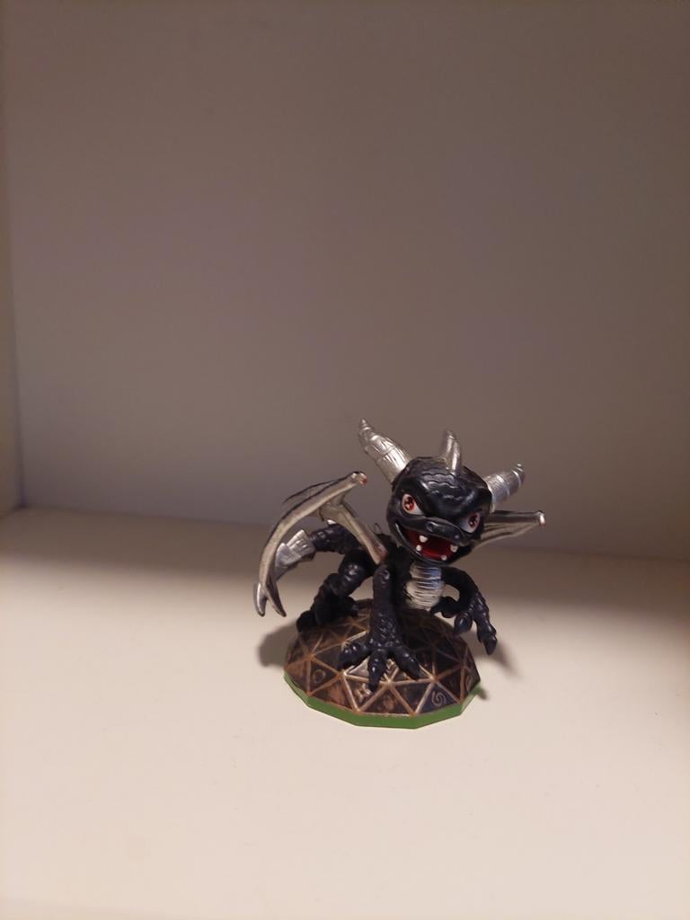 Zeldzame Dark Spyro Skylanders Figuur - Goede Staat, Spelcomputers en Games, Games | Nintendo Wii, Ophalen of Verzenden, Zo goed als nieuw