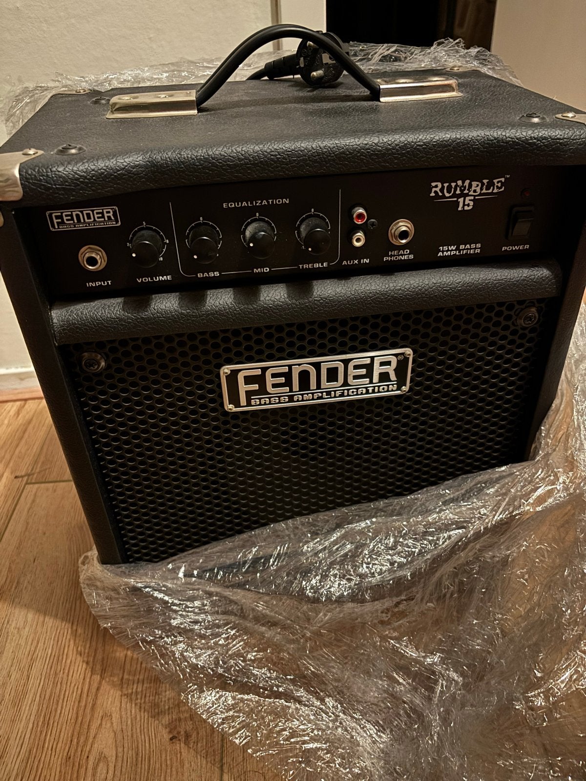 Fender Rumble 15 Basversterker - Goede staat, Muziek en Instrumenten, Ophalen of Verzenden, Gebruikt, Basgitaar, Minder dan 50 watt