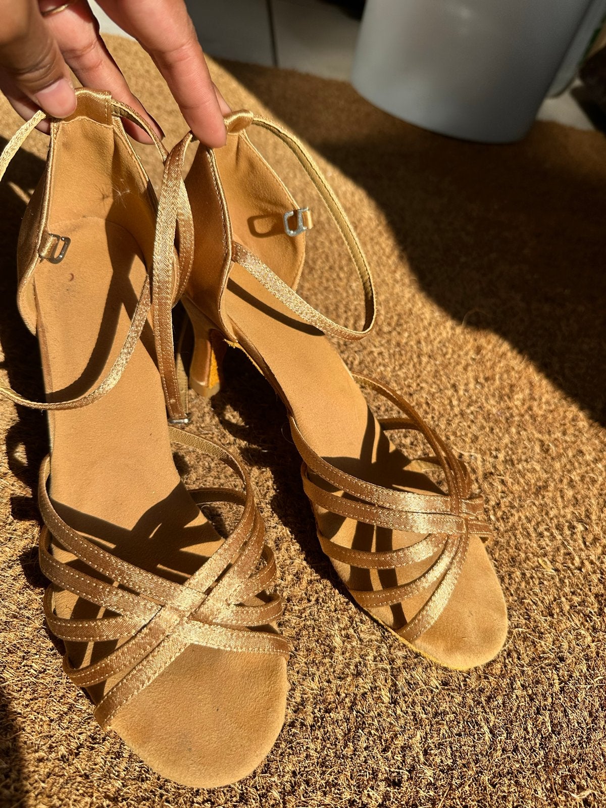 Gouden Dansschoenen met Hak - Maat 38, Ophalen of Verzenden, Gebruikt, Schoenen