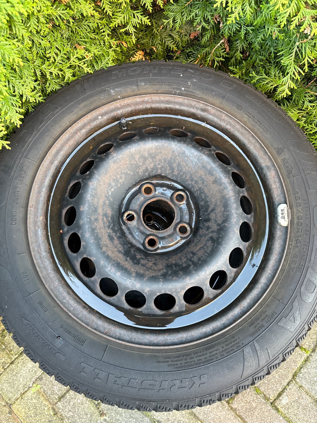 Winter Banden met velgen - 185/60R15, Auto-onderdelen, Ophalen, Gebruikt, 15 inch, Banden en Velgen