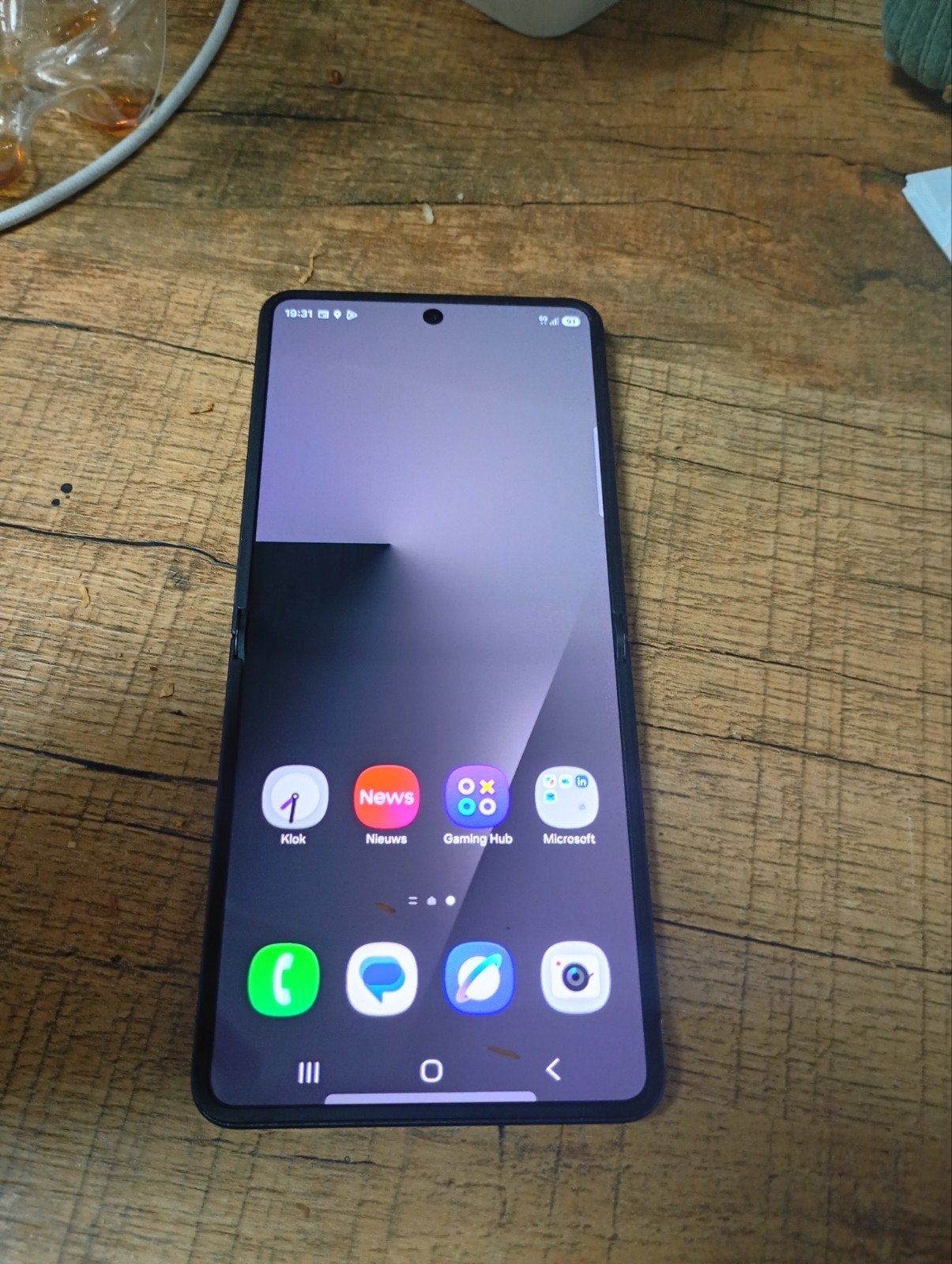 Samsung Galaxy Z Flip 7 - Zo goed als nieuw + Samsung fit 3, Ophalen, Zwart, Touchscreen, Zo goed als nieuw