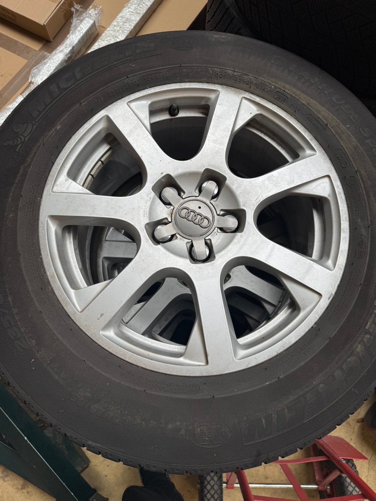 Orginele audi velgen set met banden 19inch, Gebruikt, Banden en Velgen, Winterbanden, 235 mm