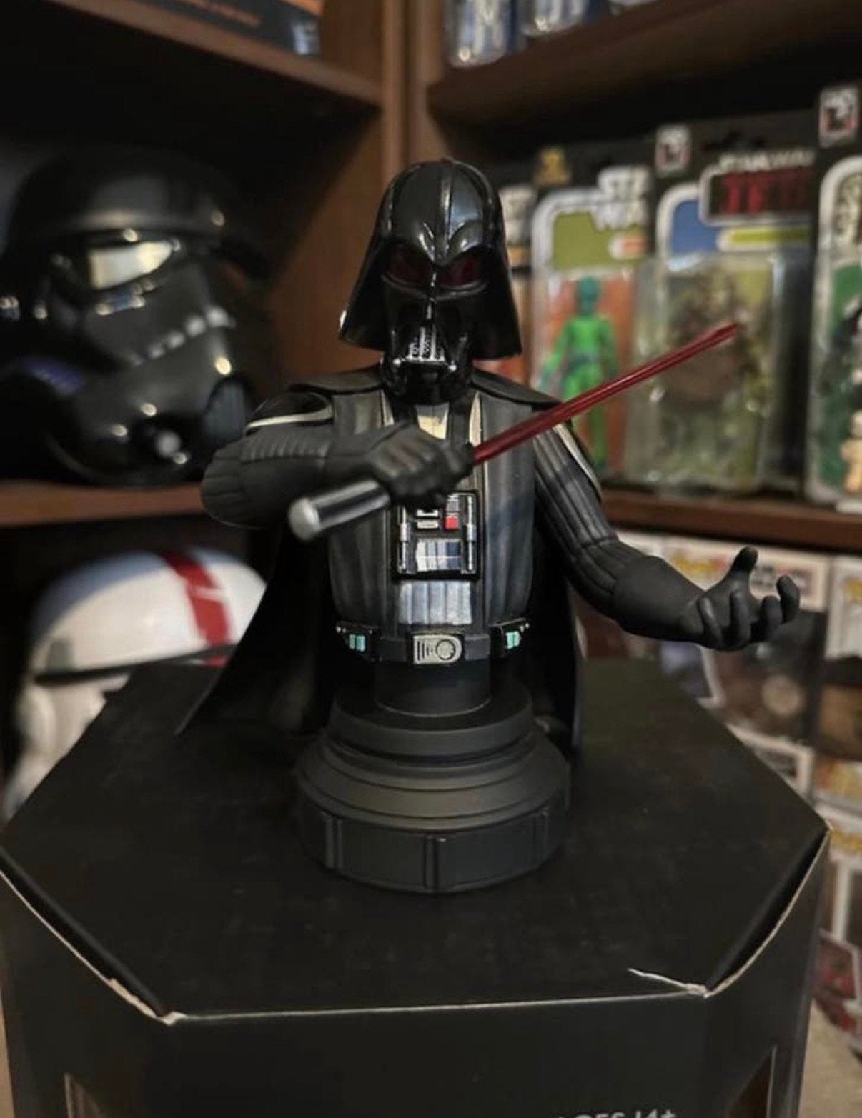Star Wars Gentle Giant Darth Vader Bust, Ophalen of Verzenden, Zo goed als nieuw, Beeldje of Buste