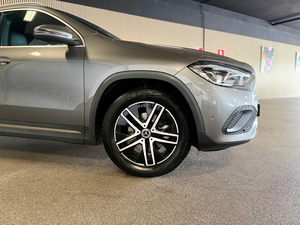 Mercedes-Benz GLA 200 Progressive-CAMERA-APPLE CARPLAY-ECC-S, 12 maanden, 15 km/l, 4 cilinders, Automatische klimaatregeling