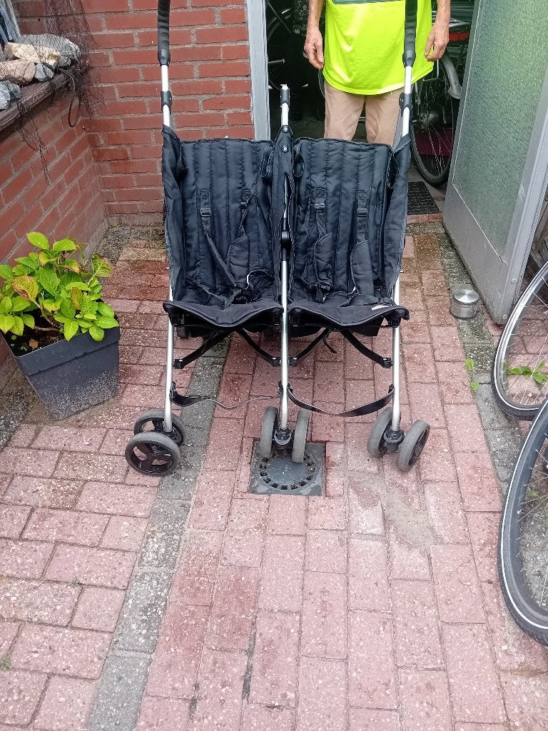 tweeling buggie, Kinderen en Baby's, Ophalen, Zo goed als nieuw, Kinderwagen of Buggy