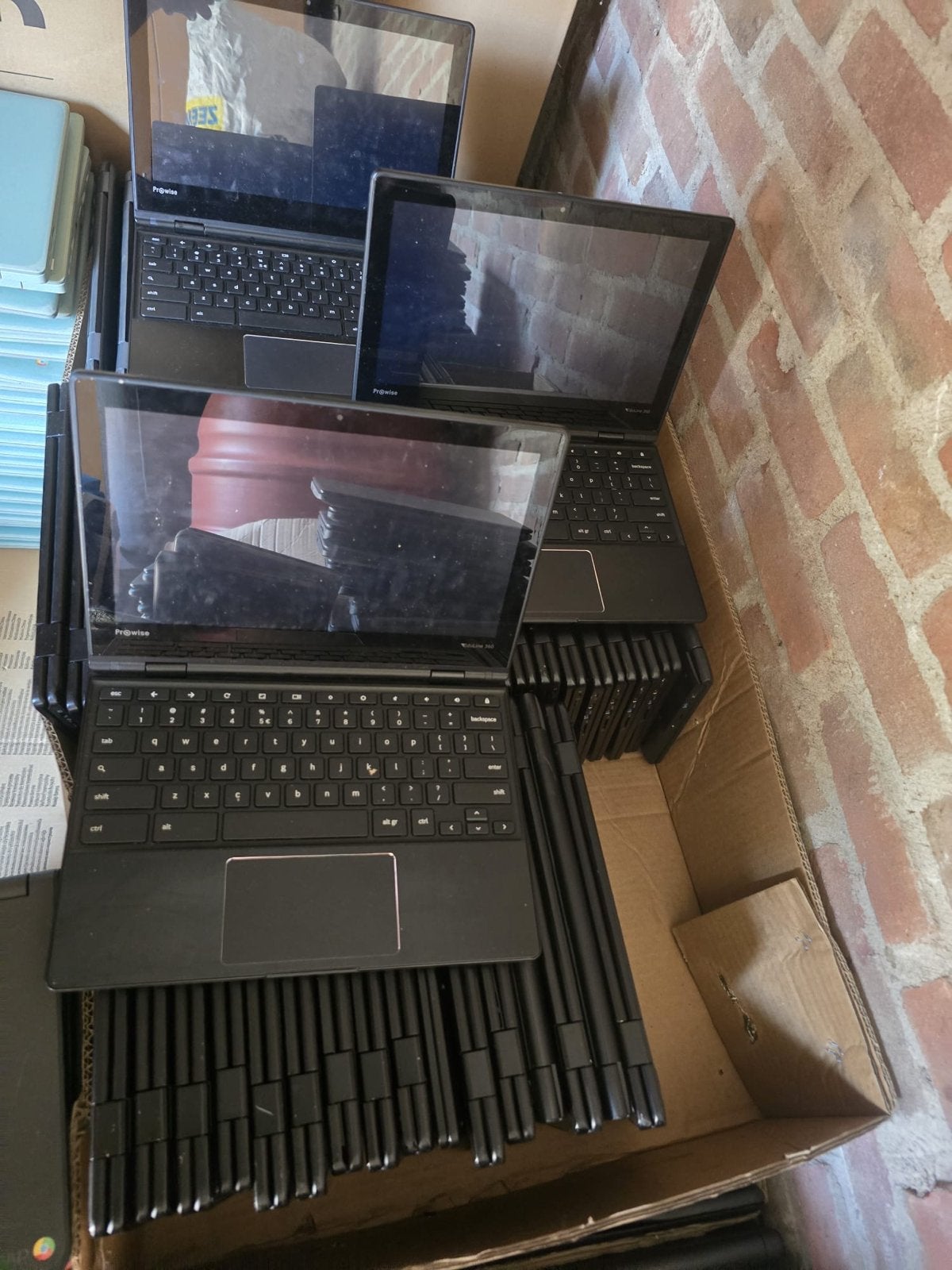 200 Mix Chromebooks: Prowise, Dell, HP - Diverse Modellen, Ophalen, Qwerty, Touchscreen, 32 GB of minder