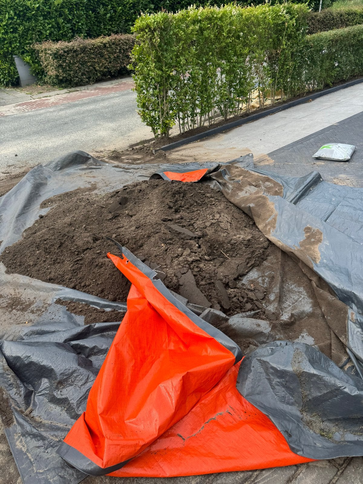 Bemeste tuinaarde ongeveer 0,5 kuub, Ophalen, Gebruikt, Ophoogzand