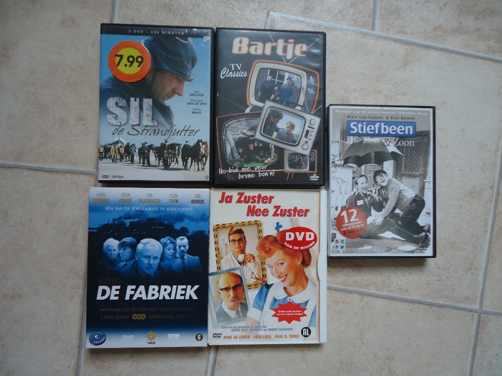 5 NL talige TV series - nostaligie - TV van vroeger - koopje, Alle leeftijden, Ophalen of Verzenden, Gebruikt, Komedie