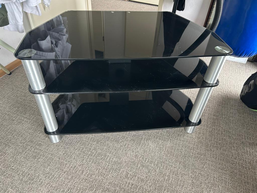 Zwarte glazen tv meubel, Huis en Inrichting, Kasten | Televisiemeubels, Minder dan 100 cm, Modern, 25 tot 50 cm, 50 tot 100 cm