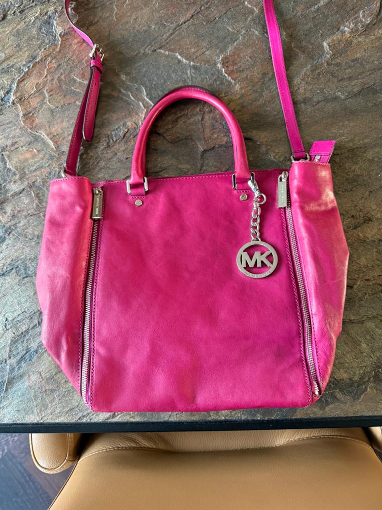 Originele Michael Kors schoudertas roze Fuchsia, Sieraden, Tassen en Uiterlijk, Tassen | Damestassen, Ophalen of Verzenden, Zo goed als nieuw