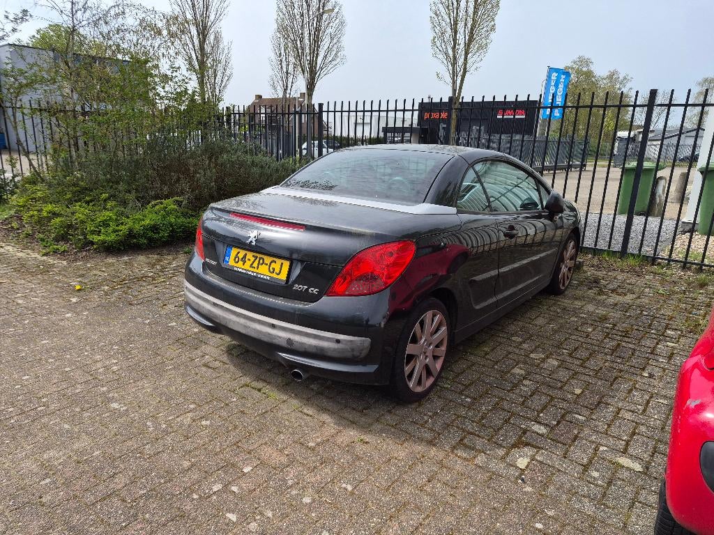 Peugeot 207 1.6 16V CC 110KW 2008 Zwart, Voorwielaandrijving, 4 cilinders, Cabriolet, 4 stoelen