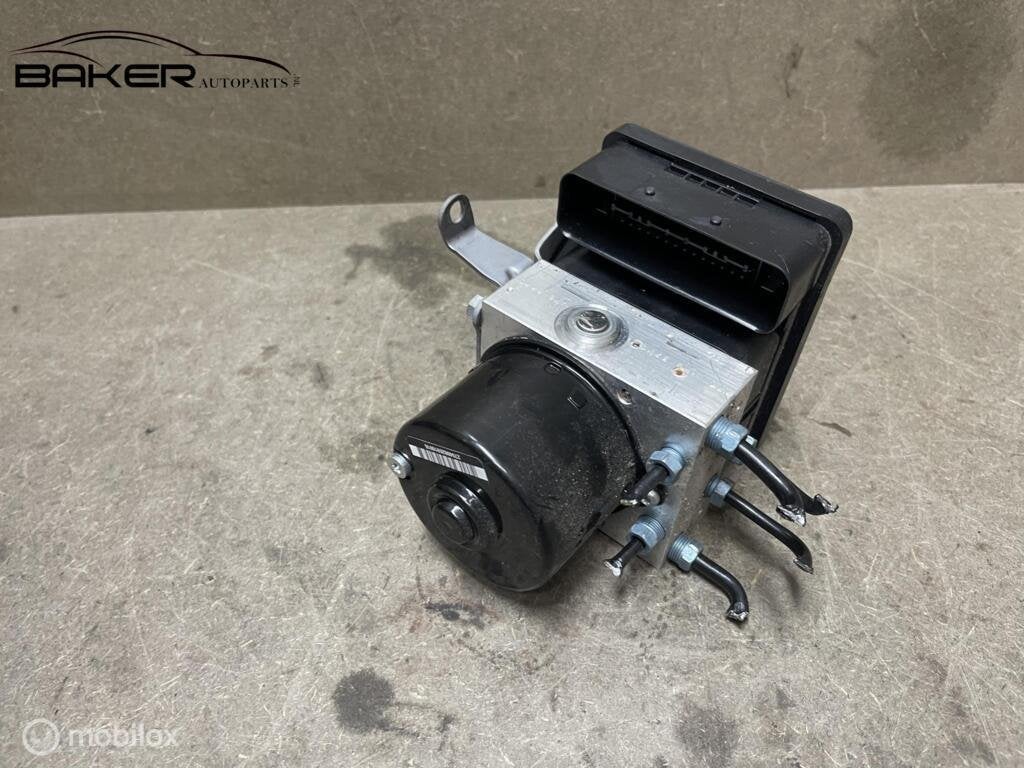 ABS pomp BMW 3-serie E90 E91 ('08-'12) 6789301, Gebruikt, Ophalen of Verzenden, BMW, BMW