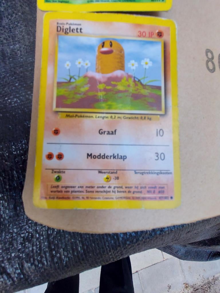 Pokemon kaarten 1995.. alleen de diglett is best beschadigd, Ophalen of Verzenden